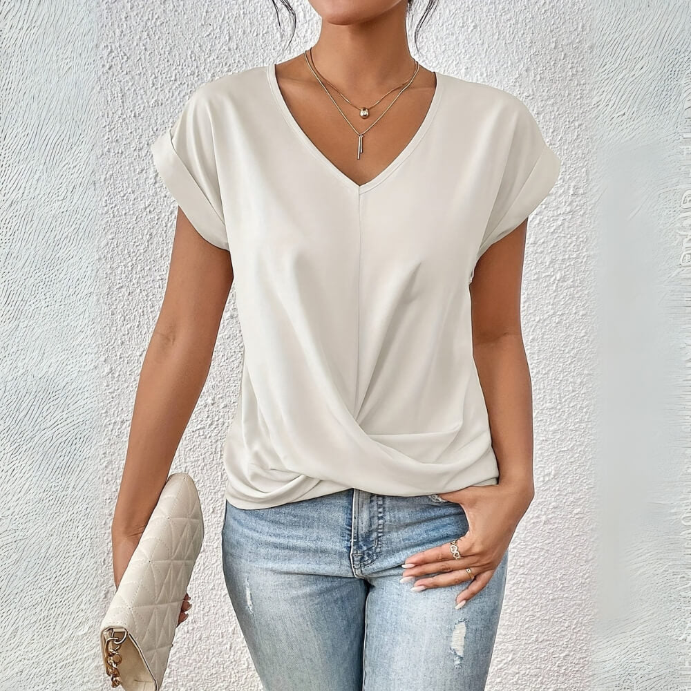 Nicole™ - Lässiges T-Shirt mit Herzausschnitt (1+1 GRATIS)