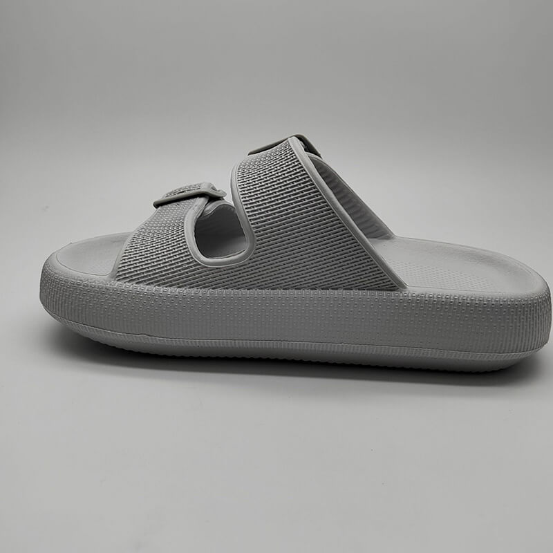 Wohlfühl - Wolken Schlappen Hausschuhe