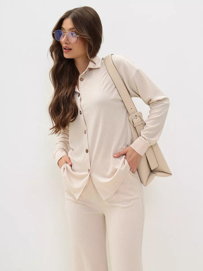 Damen gestreiftes Komfort-Set mit Knopfverschluss und lässigem Schnitt Heidi-Mode