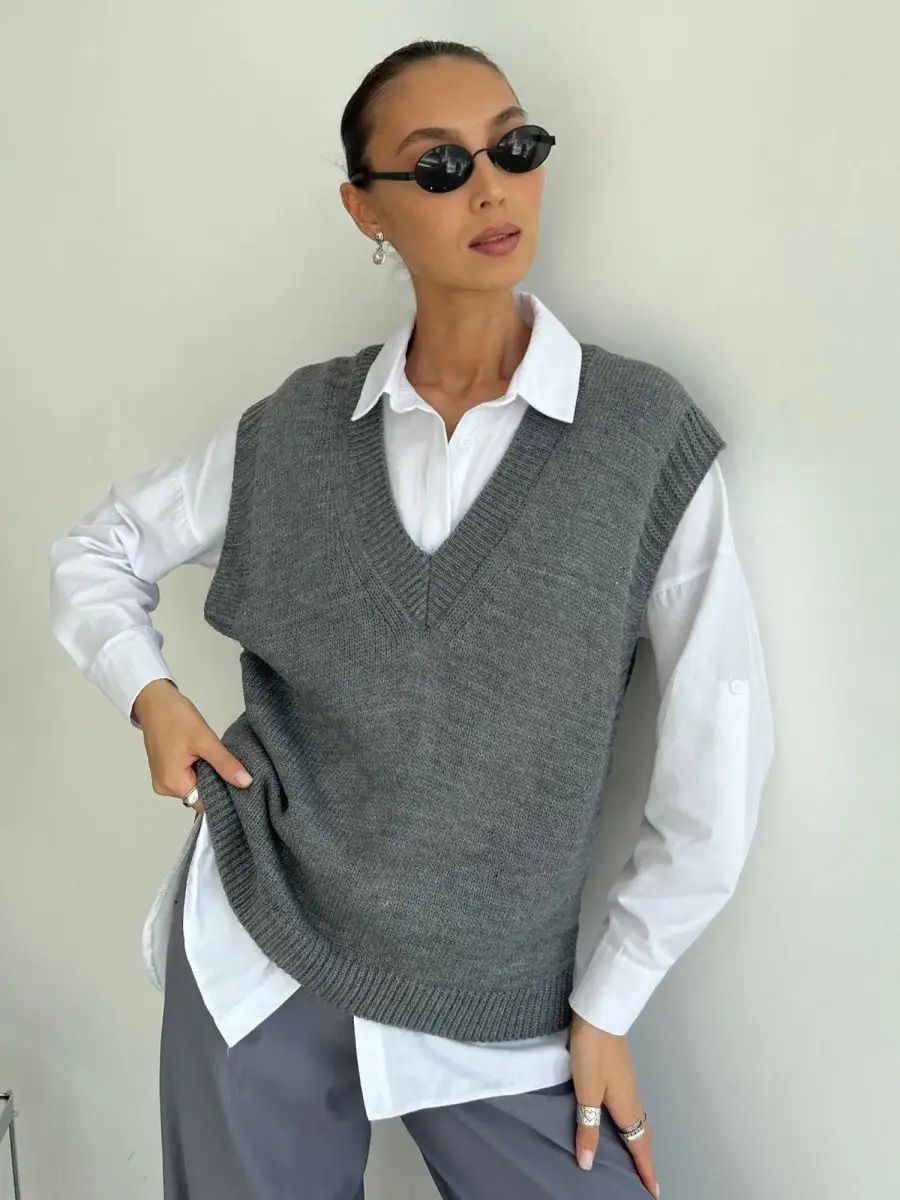 Damen Strickweste mit V-Ausschnitt und modernen Details Heidi-Mode