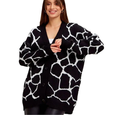 Damen Strickjacke mit grafischem Muster und eleganter Silhouette Heidi-Mode