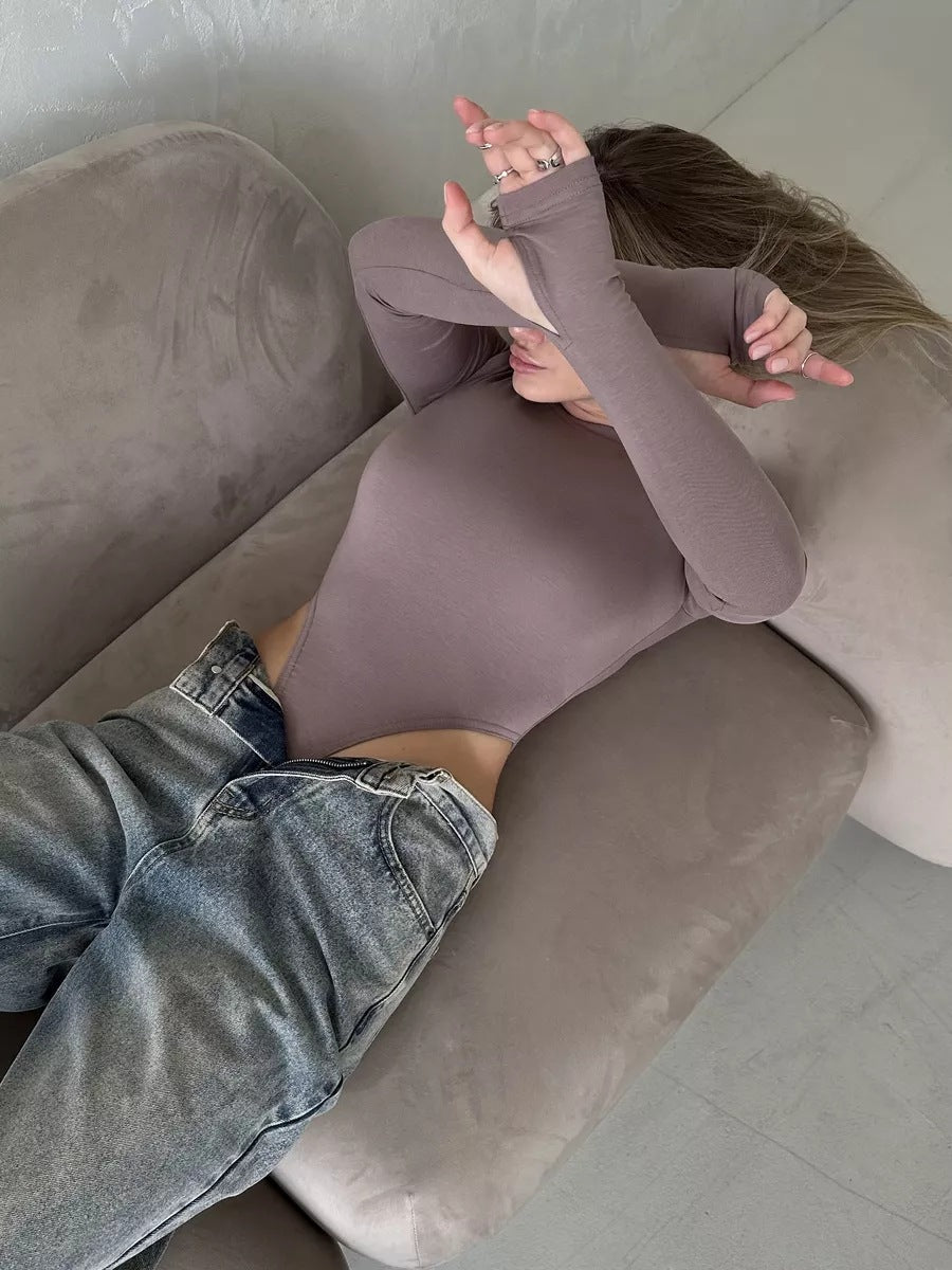 Damen figurbetonter Bodysuit mit seitlichem Cut-Out und langen Ärmeln Heidi-Mode