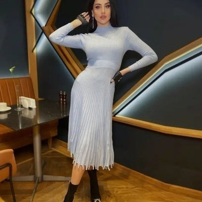 Damen elegantes Strickkleid mit feiner Rippstruktur und asymmetrischem Saum Heidi-Mode