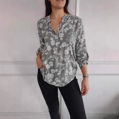 Damen Bluse mit floralem Design und funkelnden Pailletten Heidi-Mode