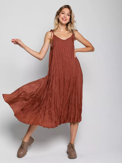 Damen luftiges Maxikleid mit Trägern und lässigem Faltenwurf Heidi-Mode