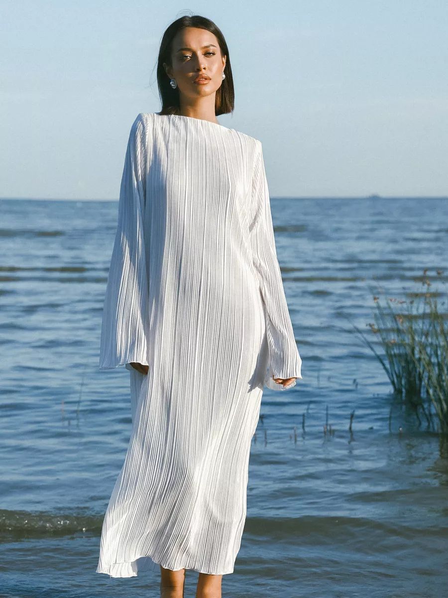 Damen luxuriöses Plisseekleid mit weitem Schlagärmeln und elegantem Schnitt Heidi-Mode