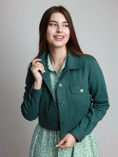 Damen Jeansjacke im modernen Schnitt mit praktischen Taschen Heidi-Mode