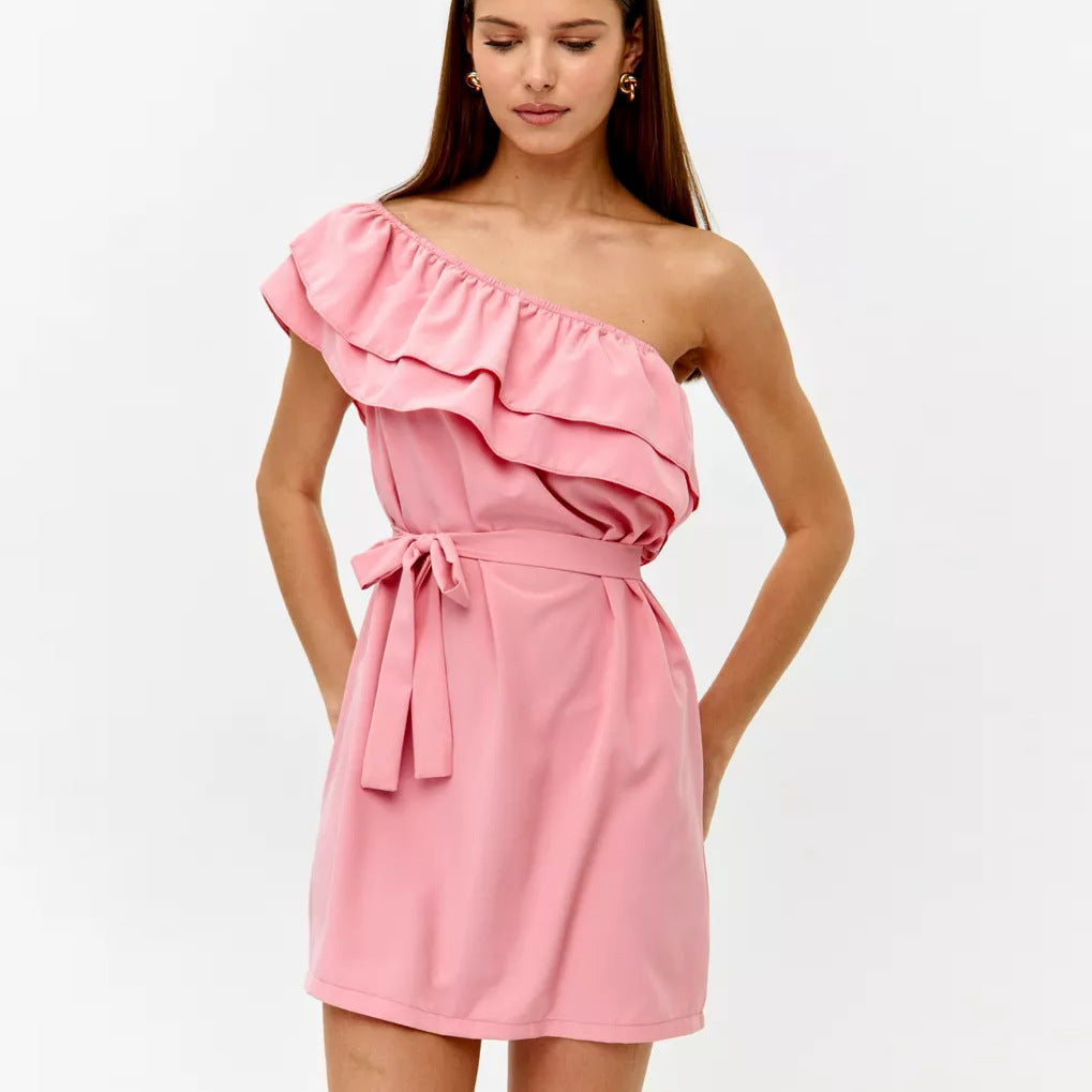 Damen Ein-Schulter Kleid mit voluminösem Rüschensaum und taillierbarem Gürtel Heidi-Mode