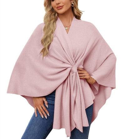 Damen eleganter Strickponcho mit raffinierten Drapierungen und Taillengürtel Heidi-Mode