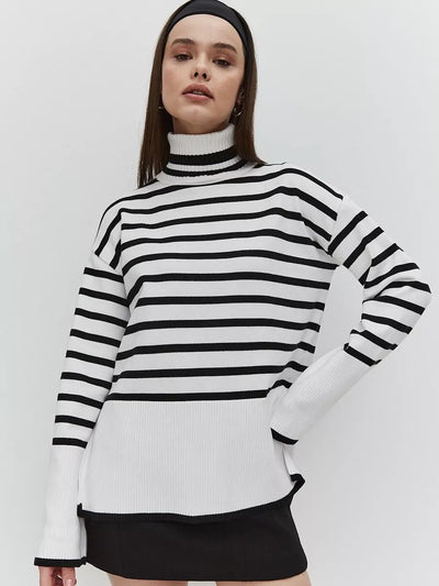 Damen gestreifter Pullover mit Rollkragen und strukturiertem Design Heidi-Mode
