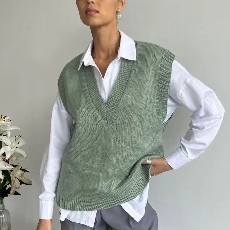 Damen Strickweste mit V-Ausschnitt und modernen Details Heidi-Mode