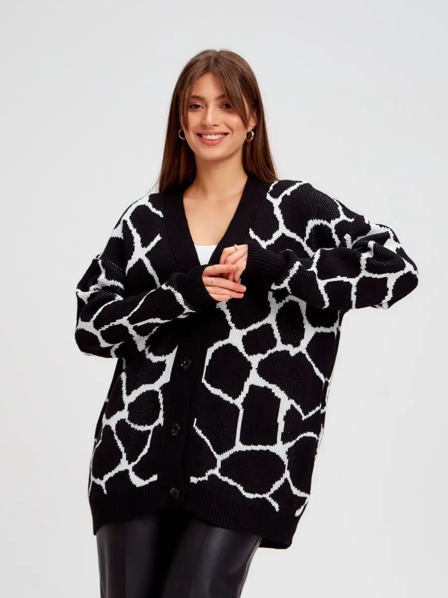 Damen Strickjacke mit grafischem Muster und eleganter Silhouette Heidi-Mode