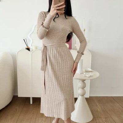 Damen Feinstrick Kleid mit elegante Rippstruktur und modischen Ärmelakzenten Heidi-Mode