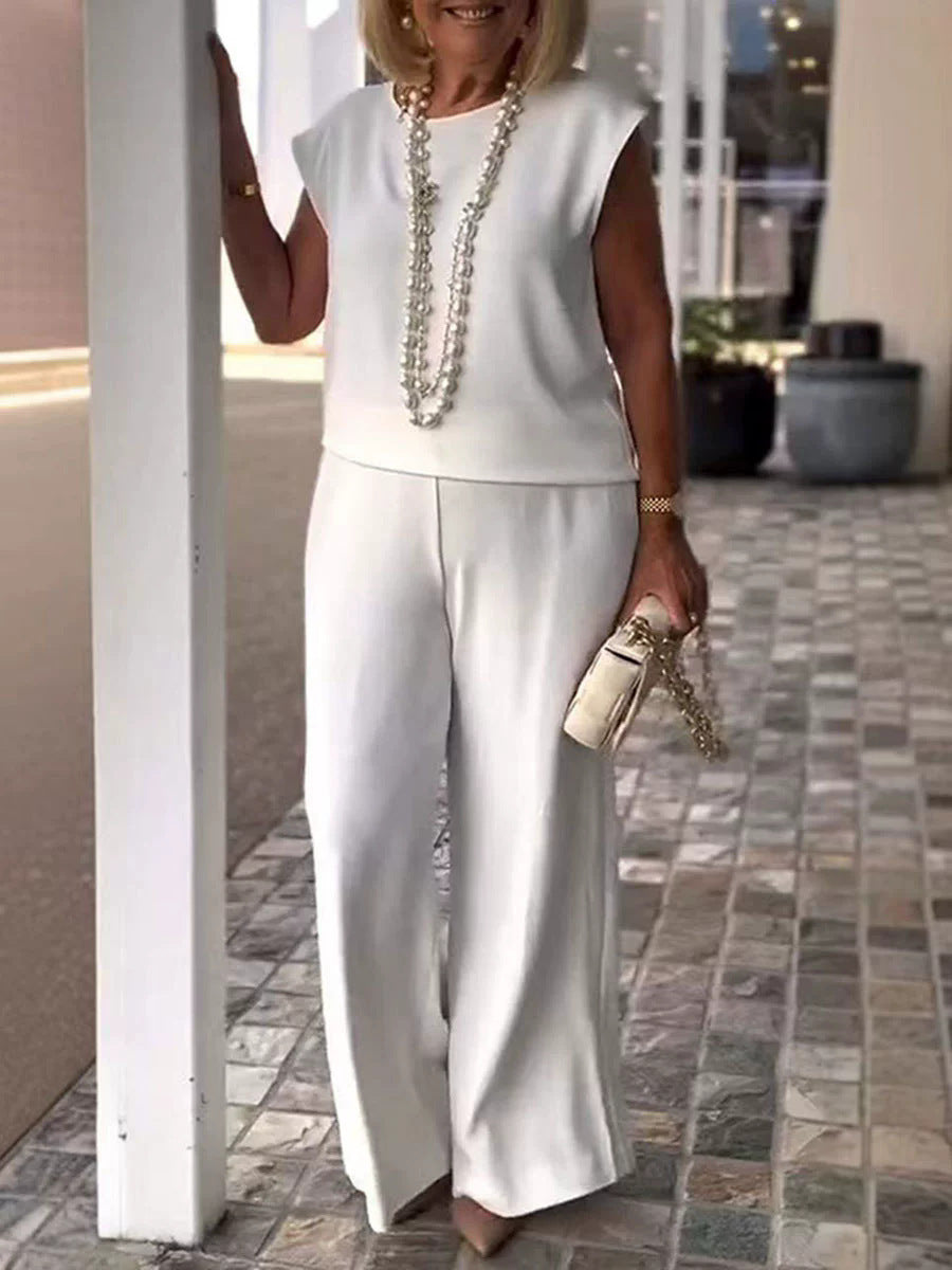 Damen Jumpsuit mit weitem Bein und modernen Silhouetten Heidi-Mode