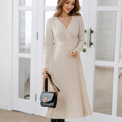 Damen schickes Maxikleid mit elegantem V-Ausschnitt und plissierter Textur Heidi-Mode