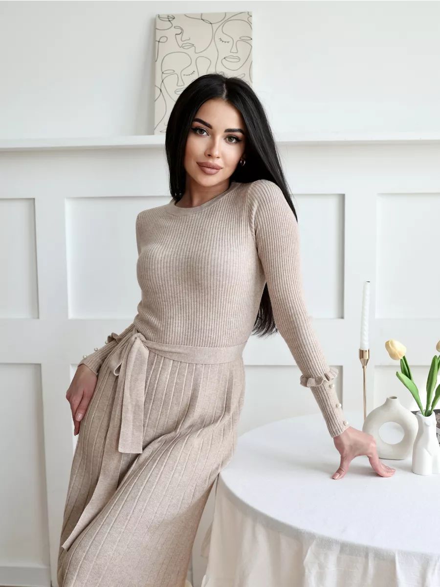 Damen Feinstrick Kleid mit elegante Rippstruktur und modischen Ärmelakzenten Heidi-Mode