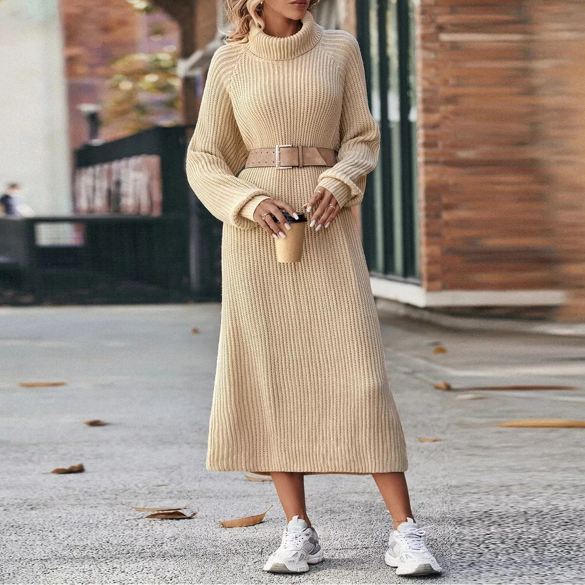 Damen Strickkleid mit hohem Kragen und weitem Schnitt Heidi-Mode