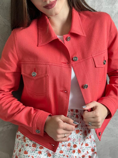 Damen Jeansjacke im modernen Schnitt mit praktischen Taschen Heidi-Mode