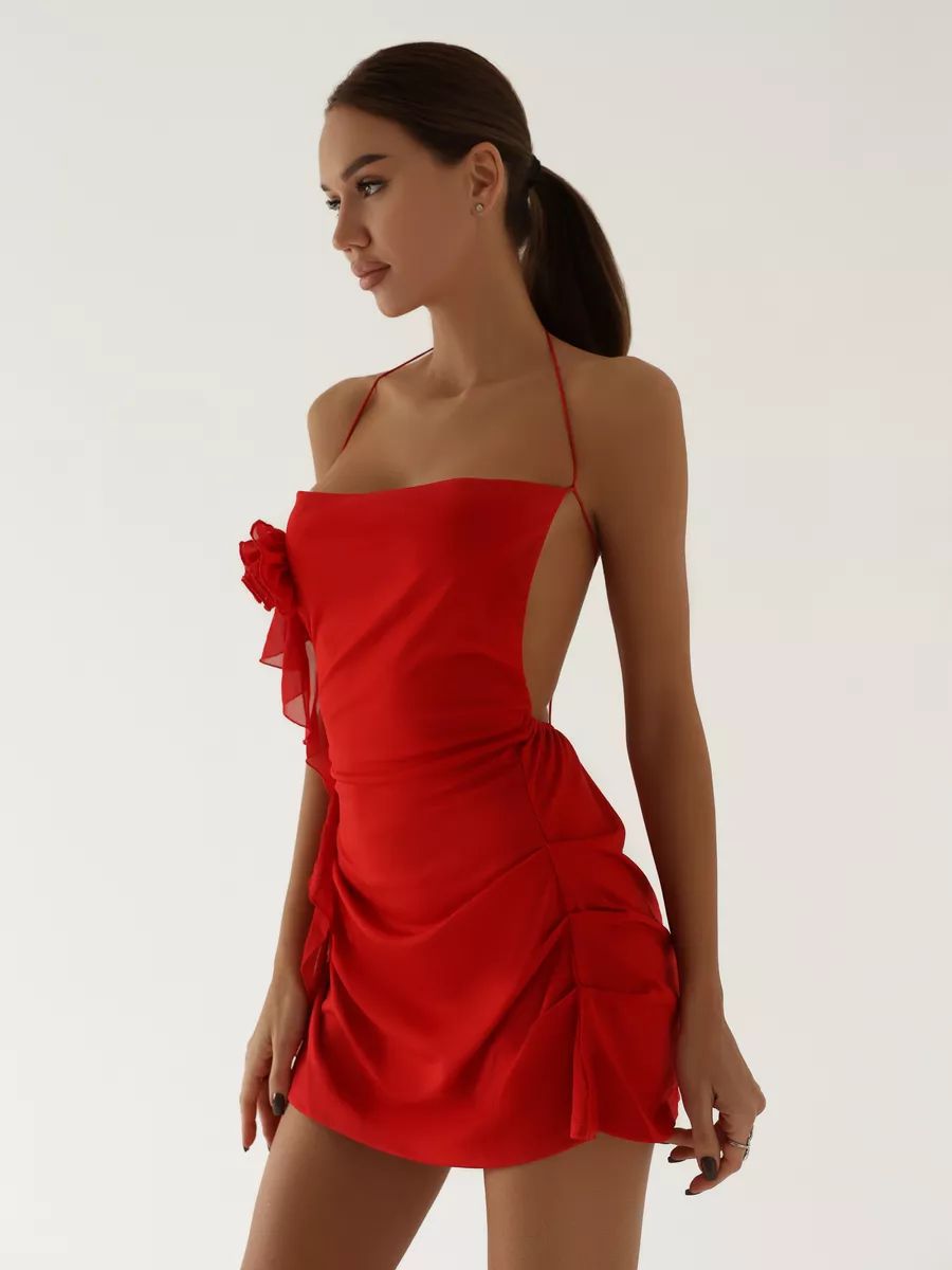 Damen elegantes Minikleid mit asymmetrischem Saum und zarten Rüschendetails Heidi-Mode