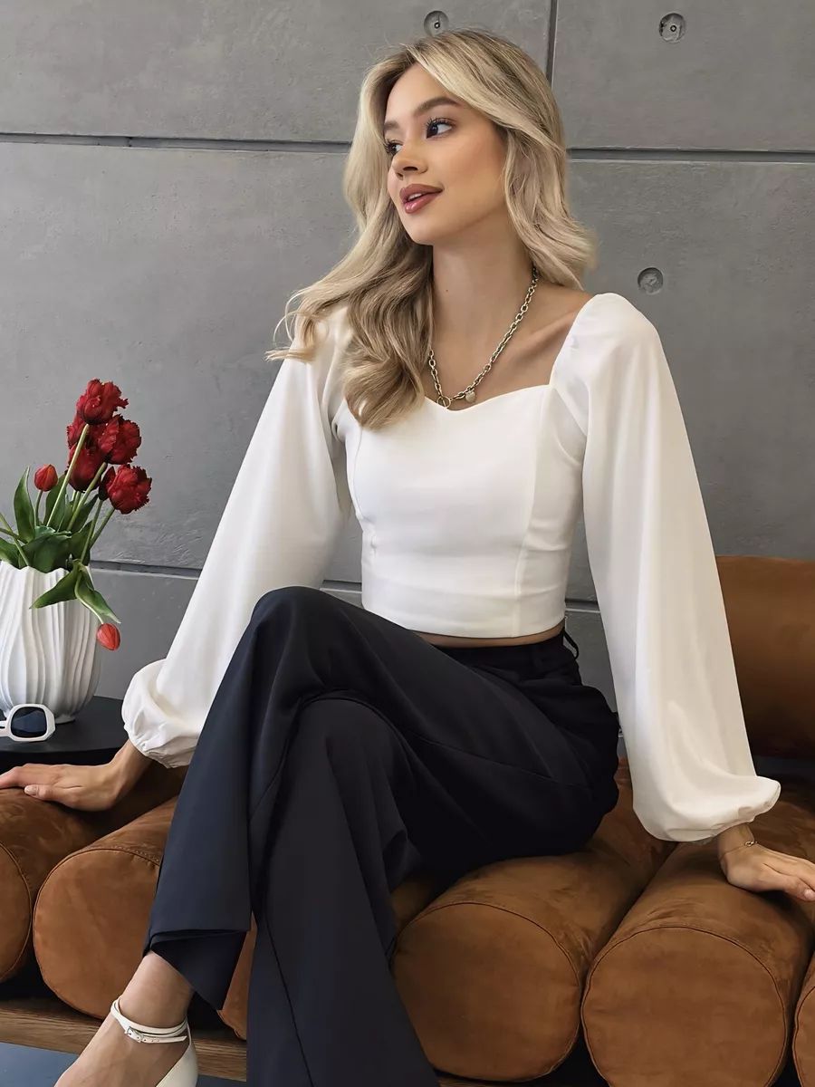 Damen cropped Bluse mit quadratischem Ausschnitt und voluminösen Ärmeln Heidi-Mode