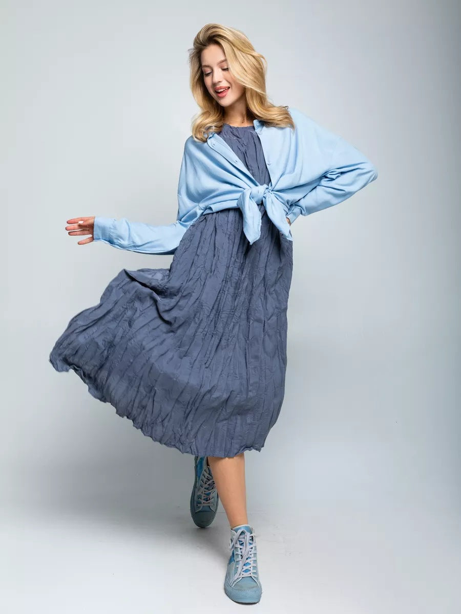 Damen lässiges Midikleid aus leichtem Stoff mit Faltenwurf und kurzem Arm Heidi-Mode