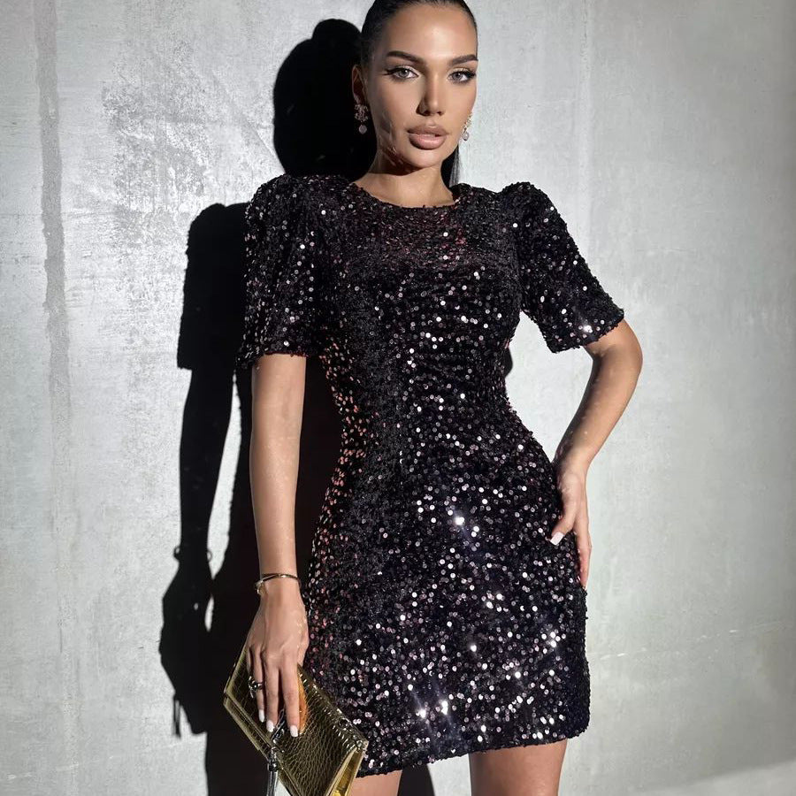 Damen Glitzerndes Minikleid mit Puffärmeln und figurbetontem Schnitt Heidi-Mode