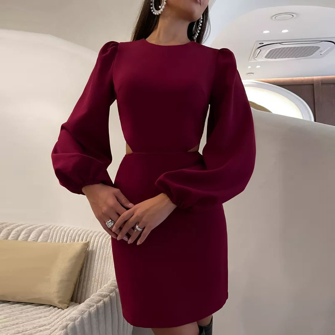 Damen Kleid mit raffinierten Cut-Outs und voluminösen Ärmeln Heidi-Mode