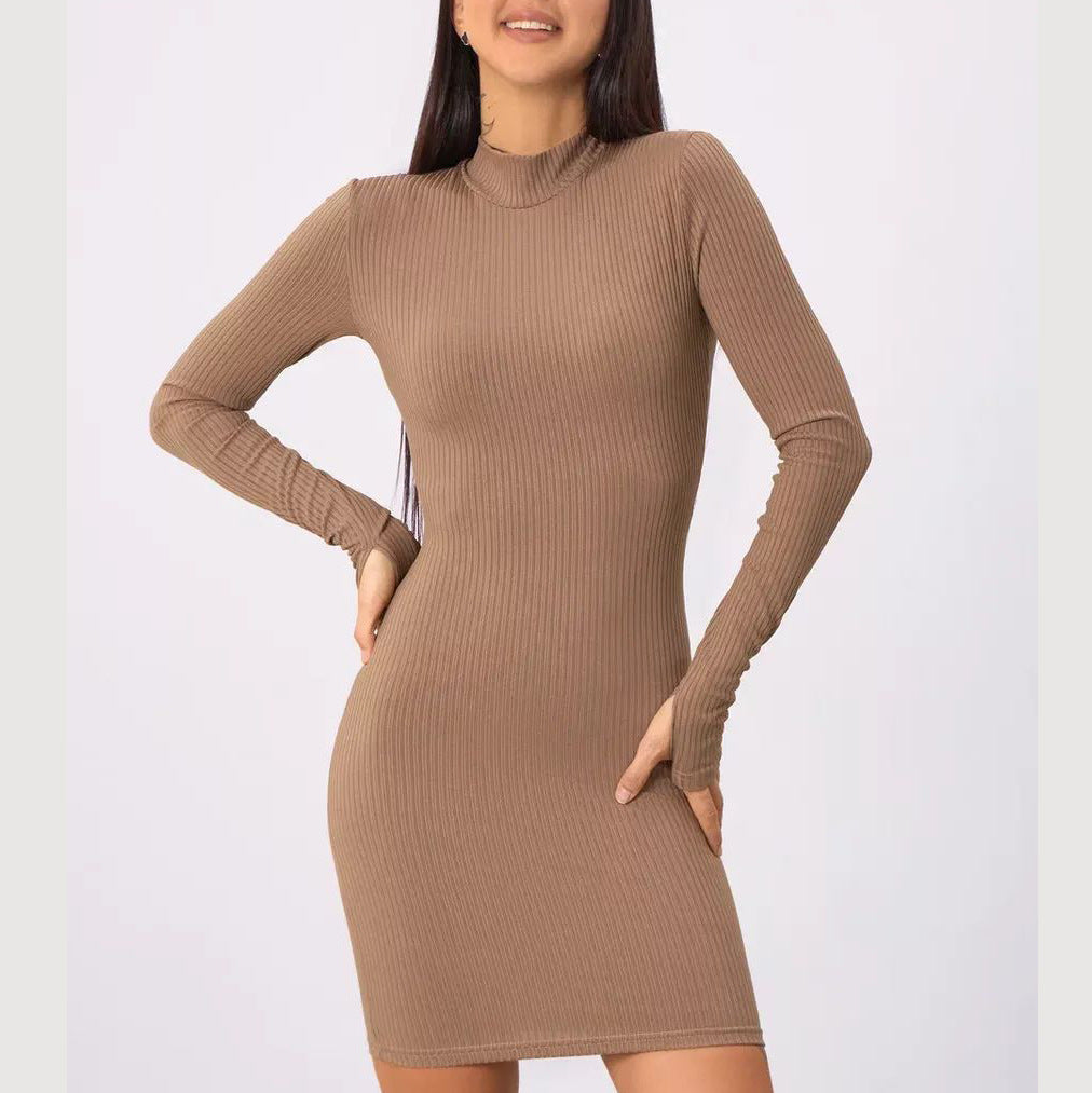 Damen figurbetontes Strickkleid mit hohem Rollkragen und feiner Rippstruktur Heidi-Mode