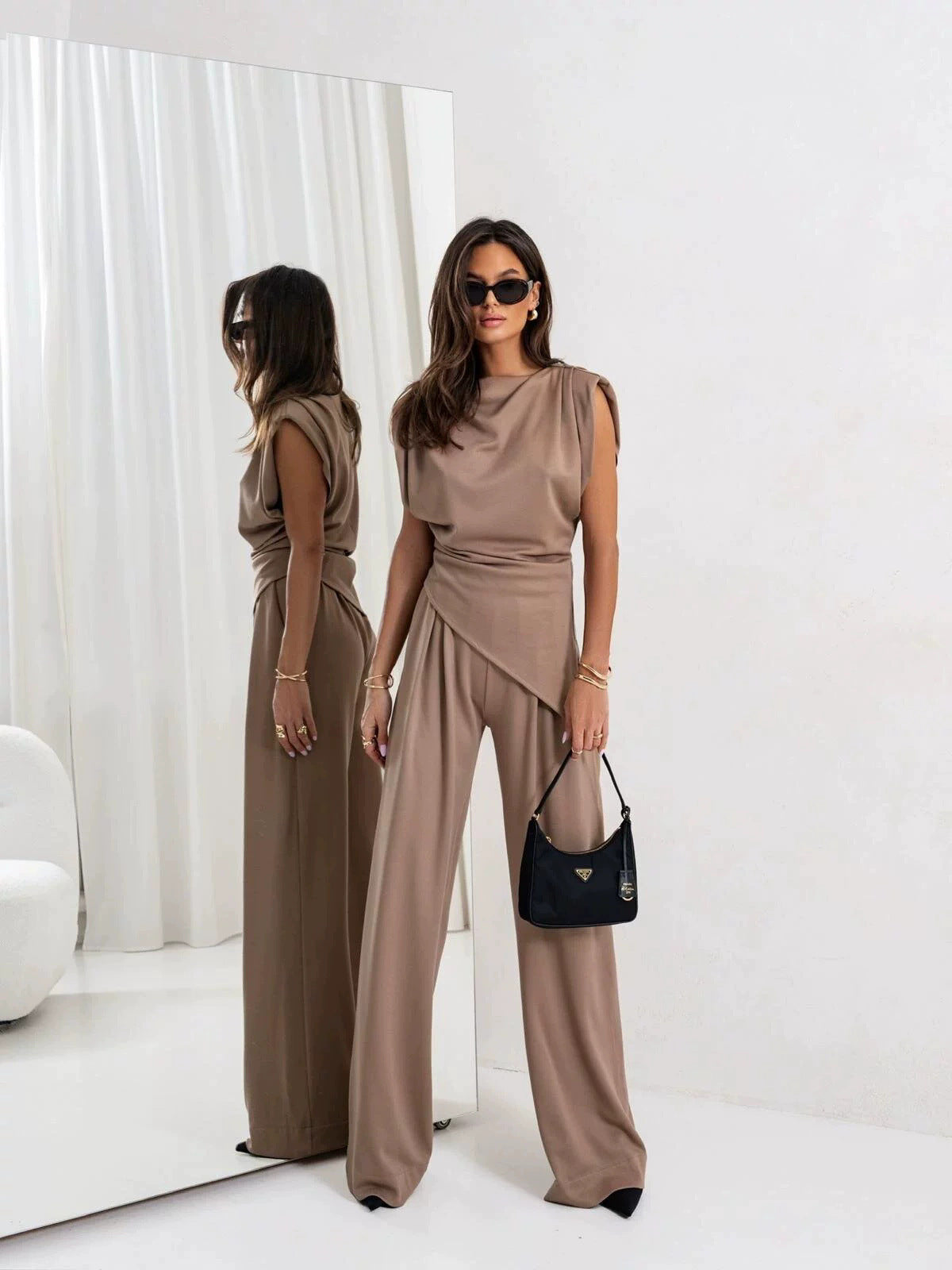 Damen Elegantes Overall-Set mit asymmetrischem Design und weiten Beinen Heidi-Mode