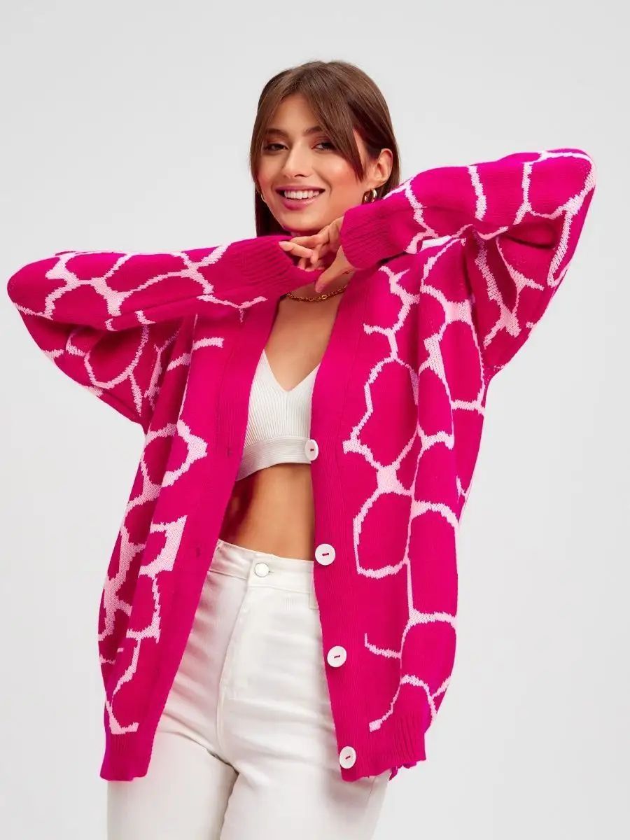 Damen Strickjacke mit grafischem Muster und eleganter Silhouette Heidi-Mode