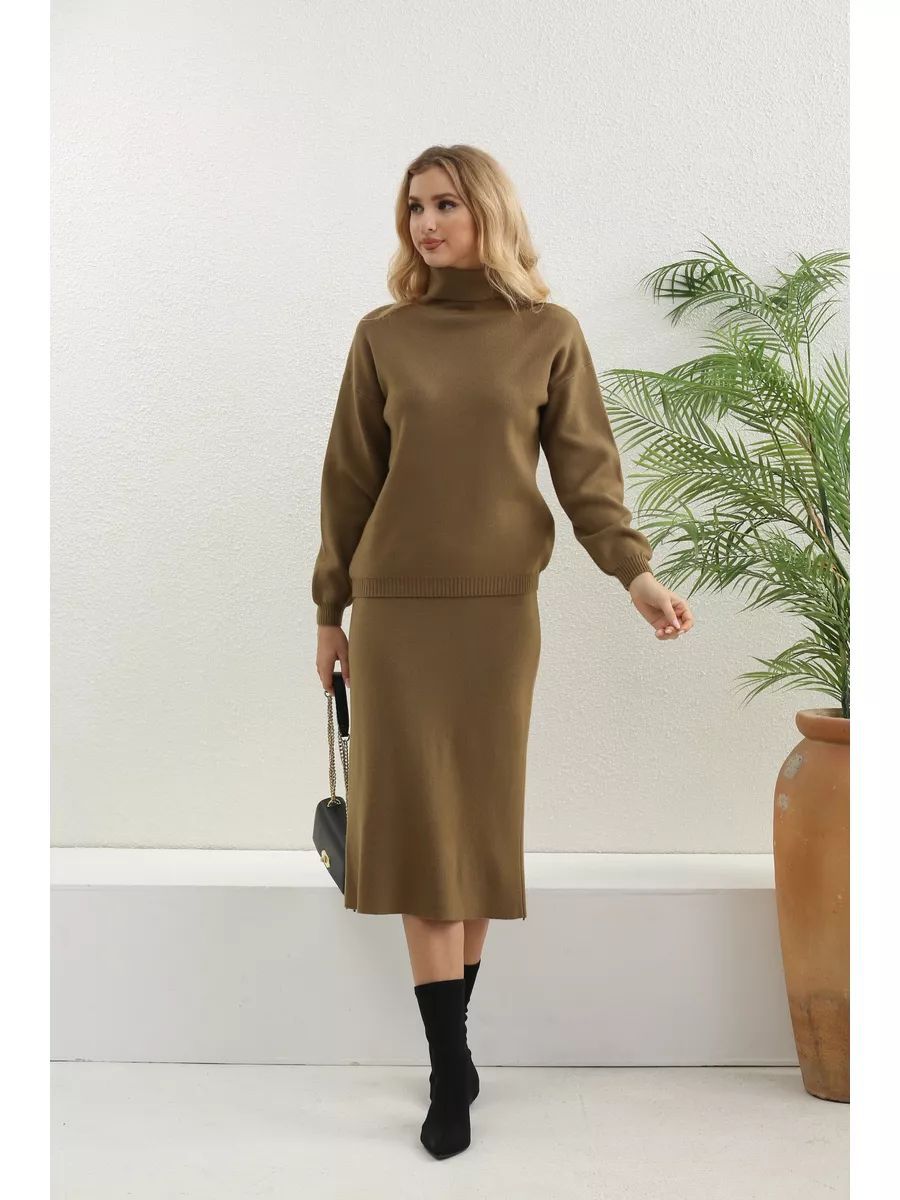 Damen Set aus Pullover und Rock mit hohem Kragen und eleganten Seitenschlitzen Heidi-Mode