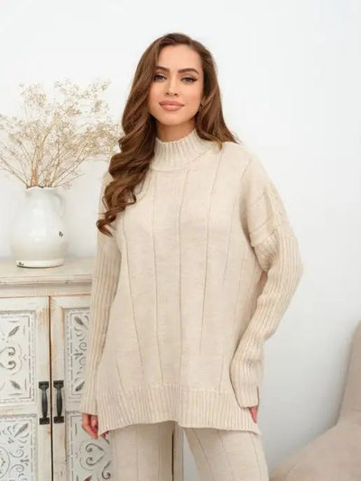 Damen lässiger Strickanzug mit hochgeschlossenem Kragen und elegantem Rippenmuster Heidi-Mode