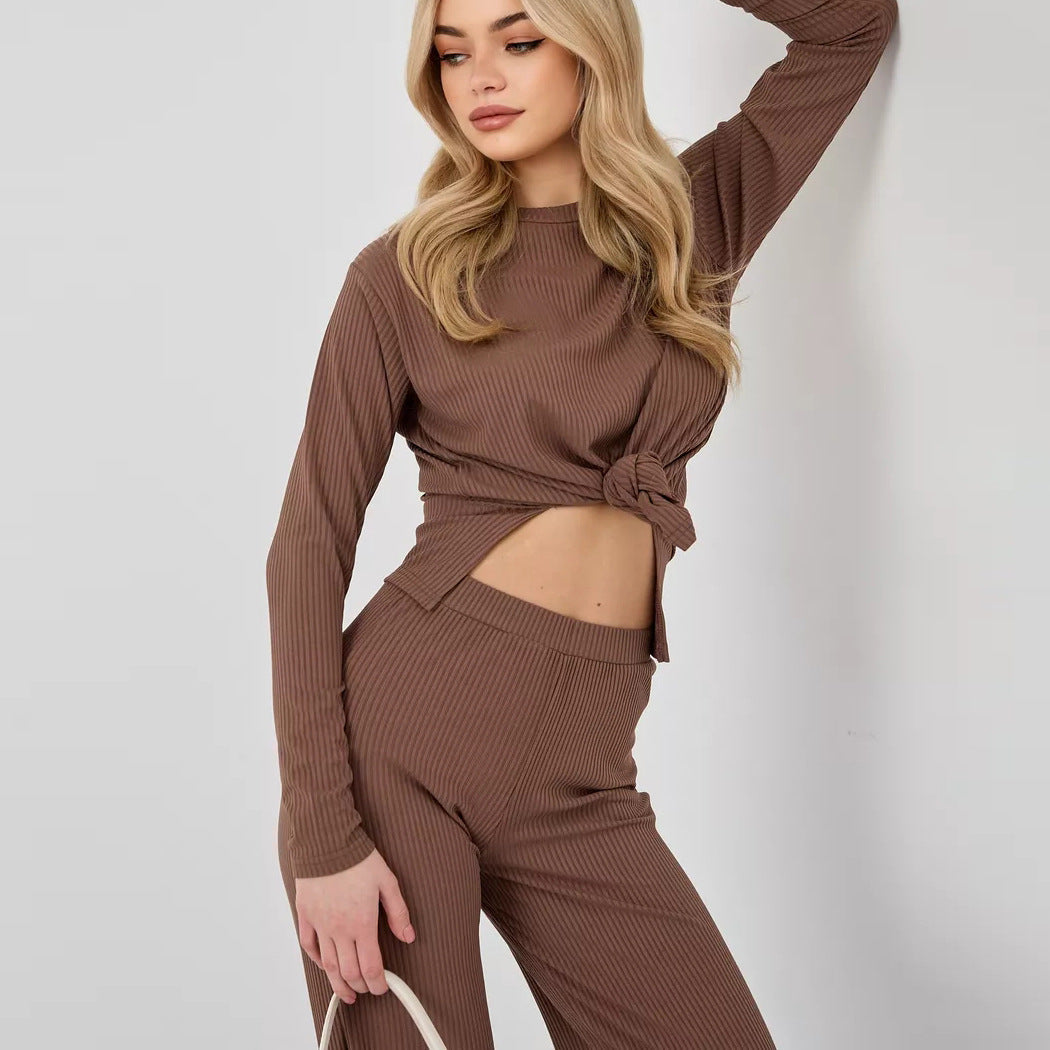 Damen cropped Langarmshirt mit modernem Knotendesign und feiner Rippstruktur Heidi-Mode