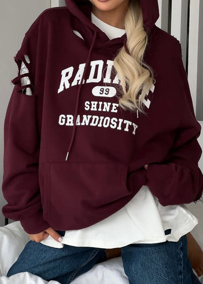 Oversized Hoodie Damen – Burgundy Kapuzenpullover mit Print & Rissen
