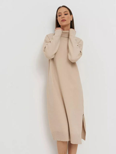 Damen gemütliches Strickkleid mit hohem Rollkragen und seitlichem Schlitz Heidi-Mode