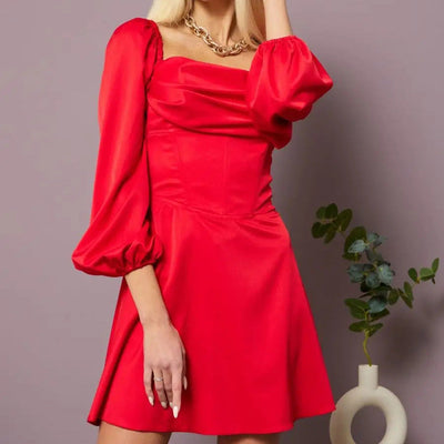 Damen elegantes Kleid mit hochwertigen Raffungen und puffärmeligen Details Heidi-Mode