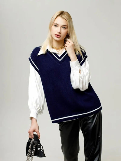 Damen Strickweste mit v-förmigem Ausschnitt und sportlichen Akzenten Heidi-Mode