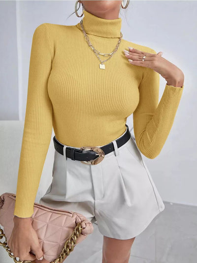 Damen figurbetontes Langarmoberteil mit hohen Kragen und feiner Rippstruktur Heidi-Mode