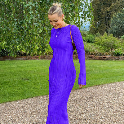 Damen elegantes Faltenkleid mit langen, ausgestellten Ärmeln und raffinierter Struktur Heidi-Mode