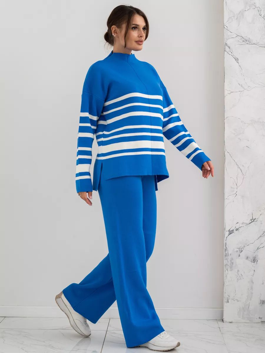 Damen lässiges Strickanzug mit stylischem Streifenmuster und hohem Kragen Heidi-Mode