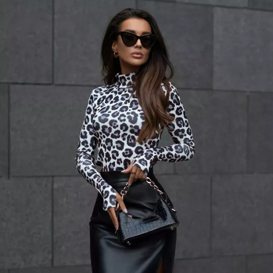 Damen Langarm-Oberteil mit tierischem Muster und modernem Stehkragen Heidi-Mode