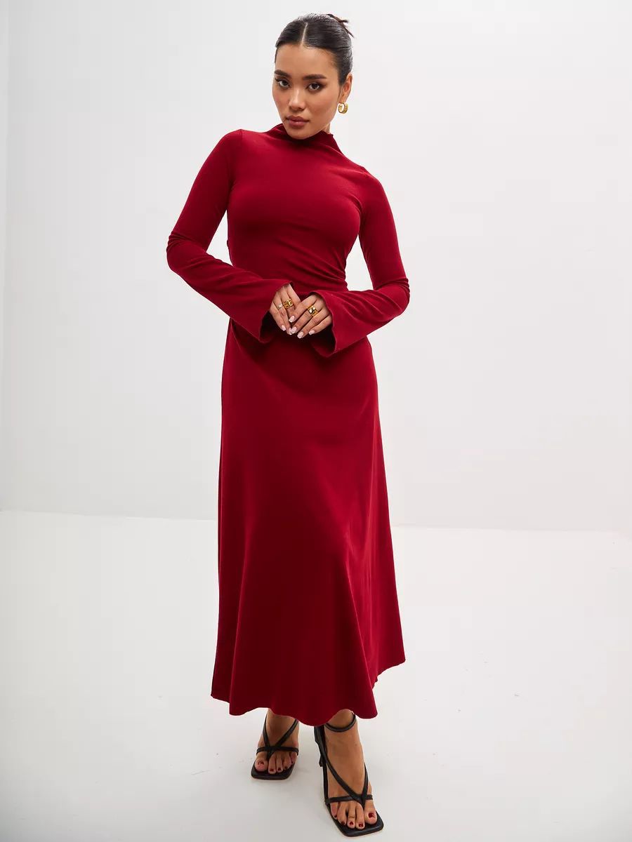 Damen Wickelkleid mit tailliertem Schnitt und eleganten Rüschendetails Heidi-Mode