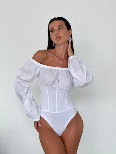 Damen Off-Shoulder Bodysuit mit voluminösen Ärmeln und figurbetontem Schnitt Heidi-Mode