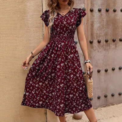 Holly – Elegantes Damenkleid mit V-Ausschnitt, Gürtel und Rüschensäumen