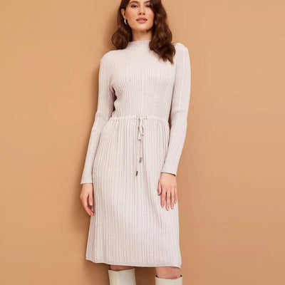 Damen Strickkleid mit Taillenkordelzug und elegantem Stehkragen Heidi-Mode