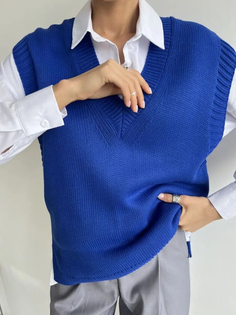 Damen Strickweste mit V-Ausschnitt und modernen Details Heidi-Mode