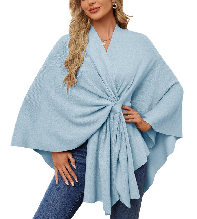 Damen eleganter Strickponcho mit raffinierten Drapierungen und Taillengürtel Heidi-Mode