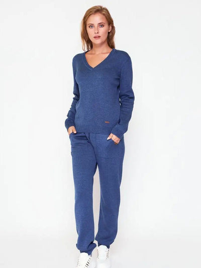 Damen Strickpullover mit tiefem V-Ausschnitt und bequemen Hosen Heidi-Mode