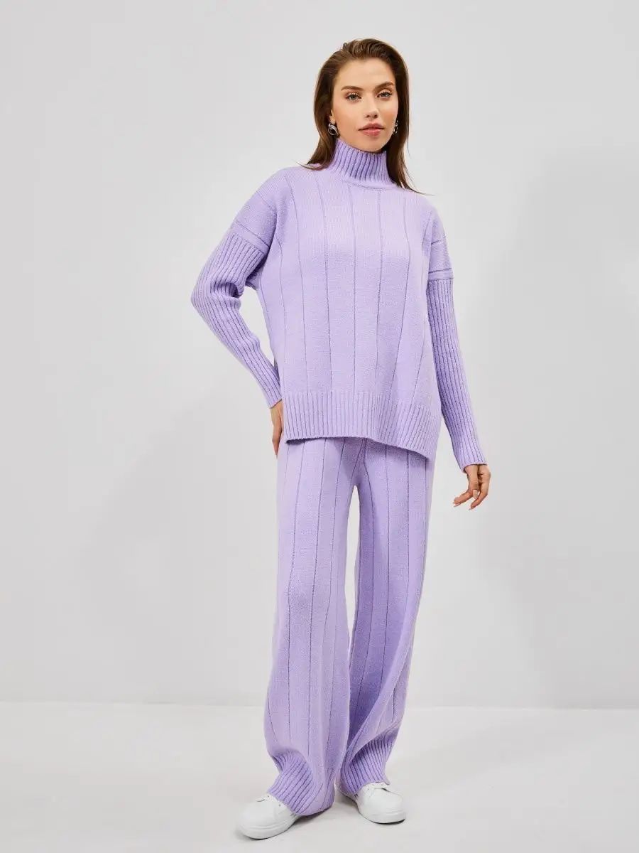 Damen lässiger Strickanzug mit hochgeschlossenem Kragen und elegantem Rippenmuster Heidi-Mode