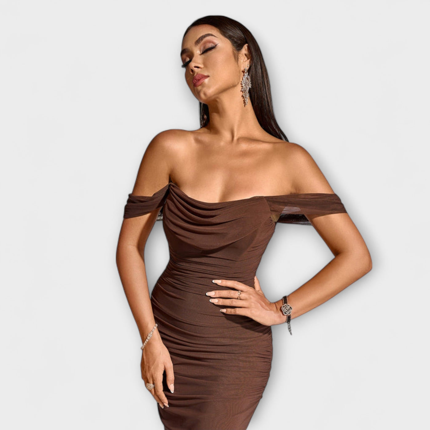 Ione - Off-Shoulder Ruffled Bodycon Dress